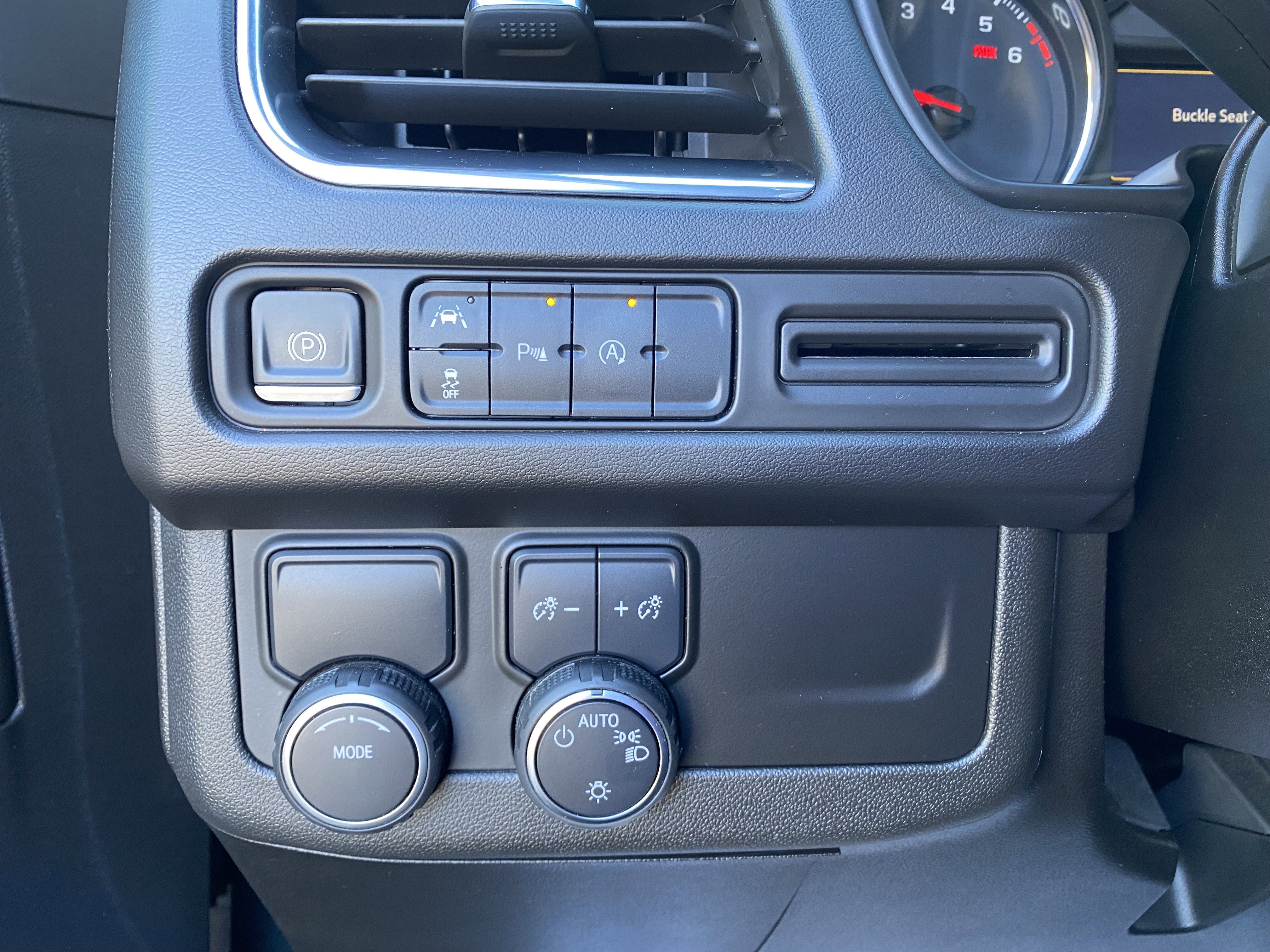 Used 2023 Chevrolet Tahoe LS image 18