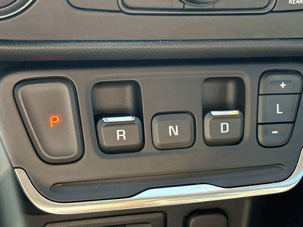 Used 2020 GMC Terrain Denali w/ Denali Premium Package AWD/4WD image 18