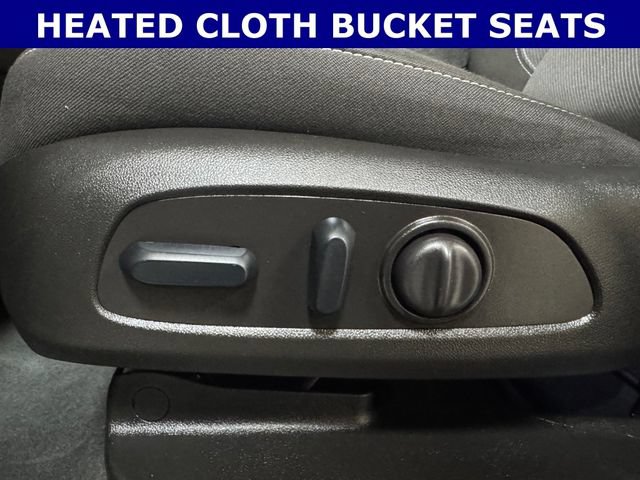 Used 2025 Chevrolet Blazer LT AWD/4WD image 14