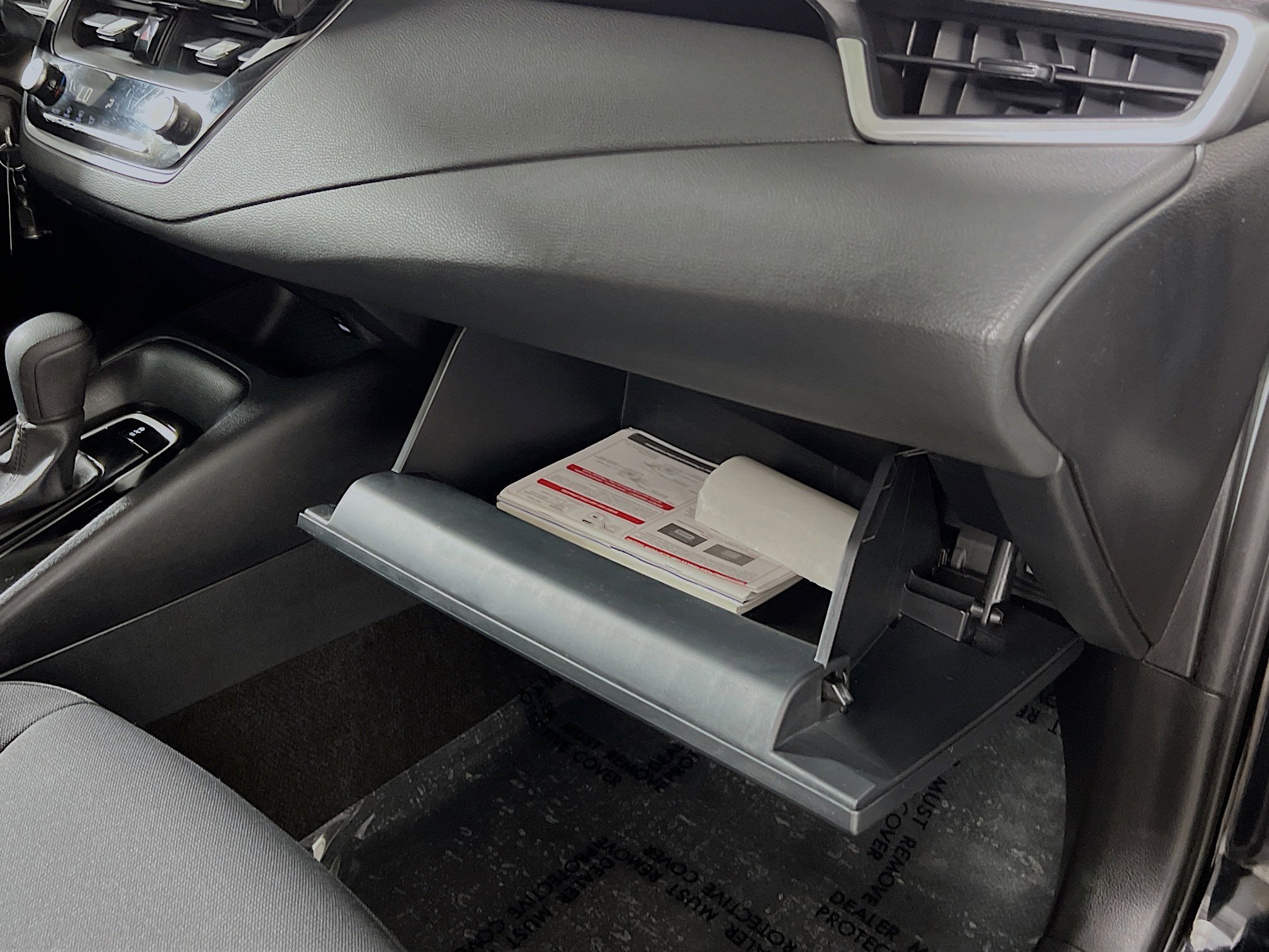 Used 2024 Toyota Corolla LE FWD image 33