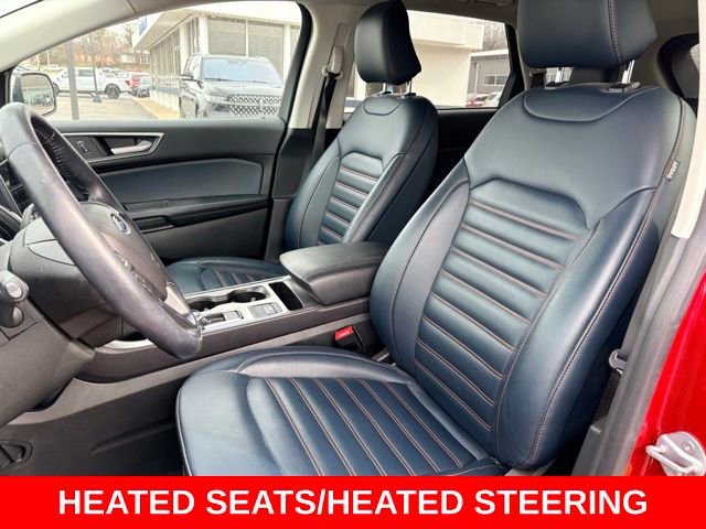 Used 2023 Ford Edge SEL w/ Sport Appearance Package image 4