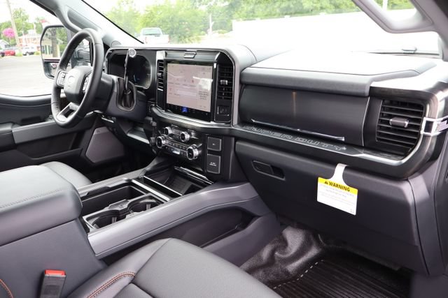 Used 2026 Ford F250 Lariat AWD/4WD image 38