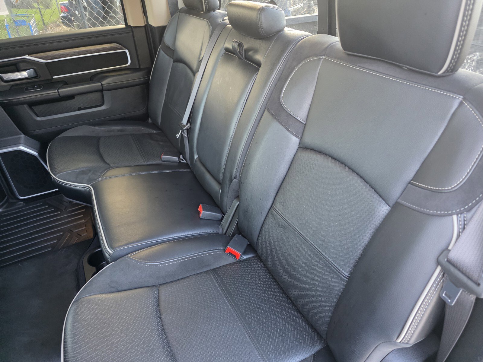 Used 2021 RAM 3500 Laramie AWD/4WD image 15