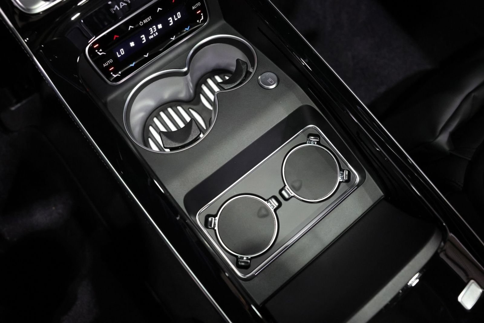 Used 2024 Mercedes-Benz Maybach S 580 4MATIC image 42