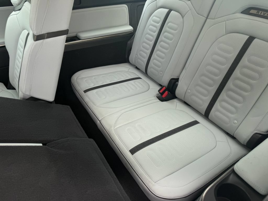 Used 2023 Rivian R1S Adventure AWD/4WD image 38