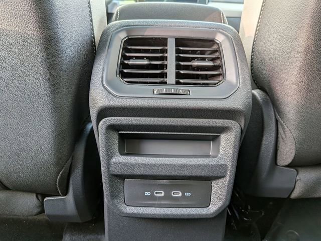 New 2026 Volkswagen Taos SE AWD/4WD image 26