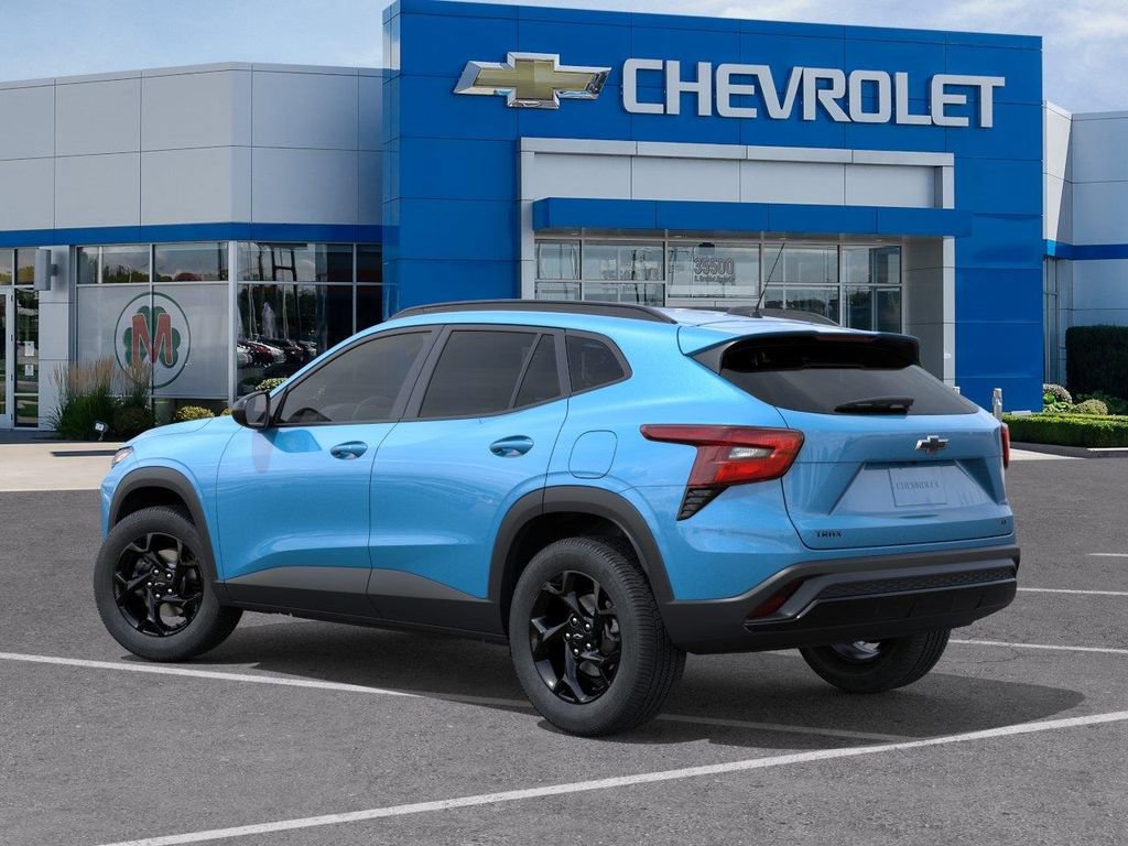 New 2026 Chevrolet Trax LT w/ Driver Confidence Package FWD image 3