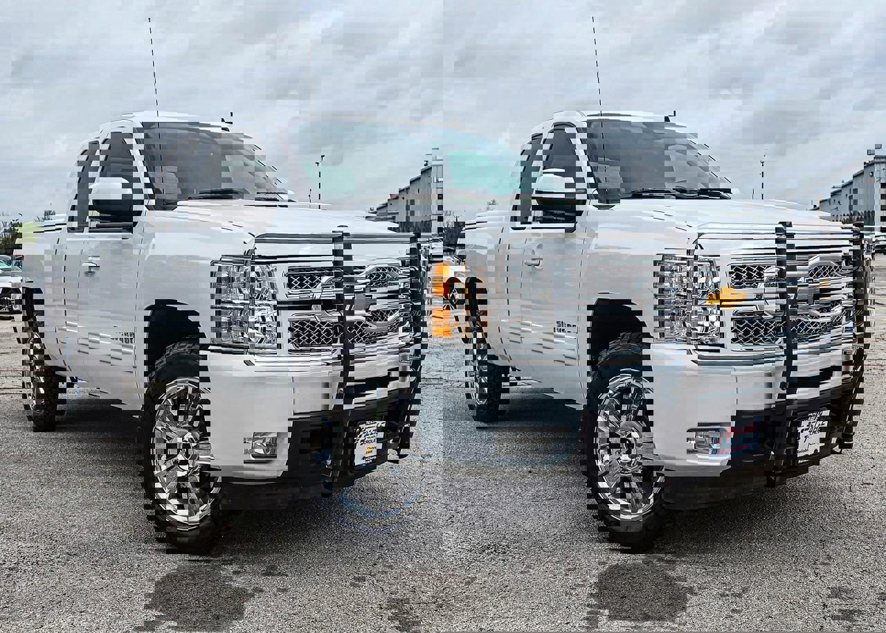 Used 2013 Chevrolet Silverado 1500 LTZ w/ LTZ Plus Package image 1