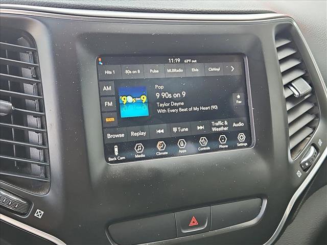 Used 2019 Jeep Cherokee Latitude Plus w/ Cold Weather Group image 19