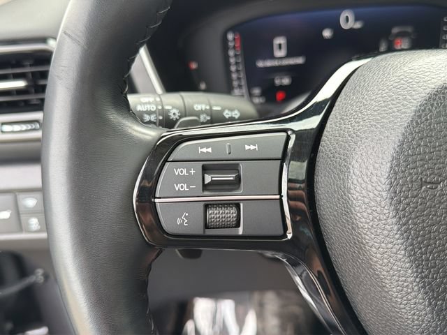 Used 2023 Honda Pilot Elite image 22