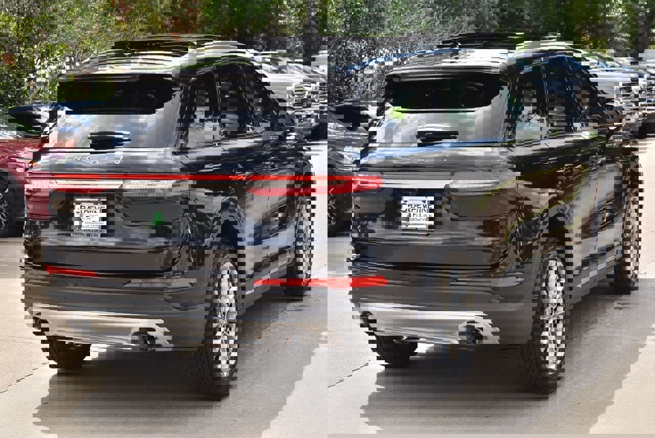 Used 2022 Lincoln Corsair FWD w/ Premium Package image 8