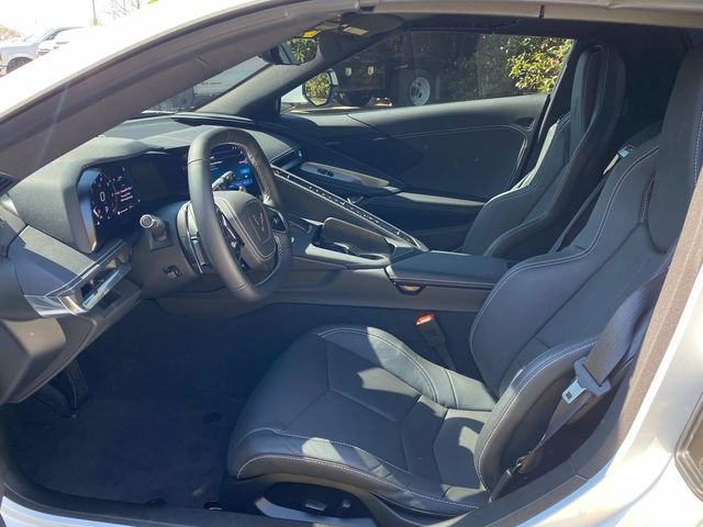 Used 2025 Chevrolet Corvette Stingray Convertible w/ Z51 Performance Package image 9