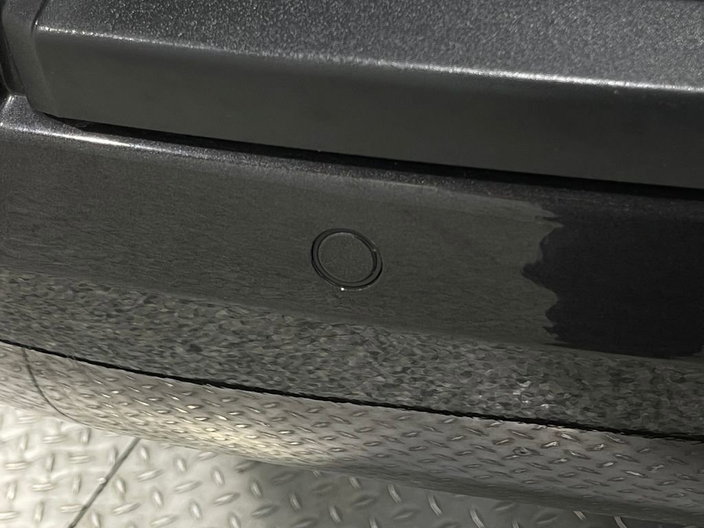 Used 2018 GMC Yukon SLT w/ HD Trailering Package image 12