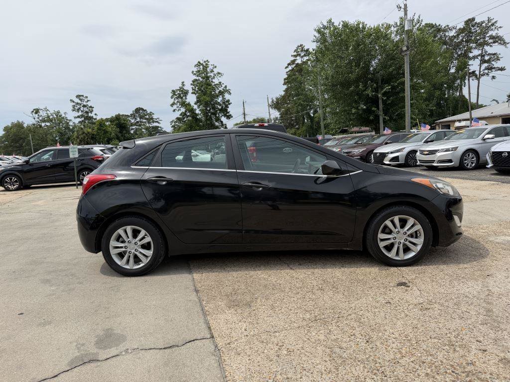 Used 2013 Hyundai Elantra GT FWD image 4