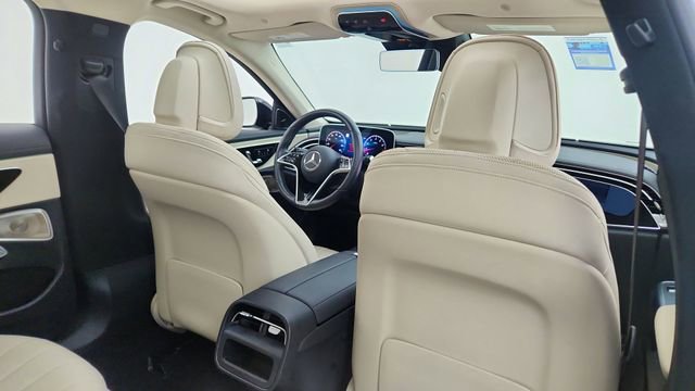 Used 2024 Mercedes-Benz E 350 4MATIC Sedan image 27