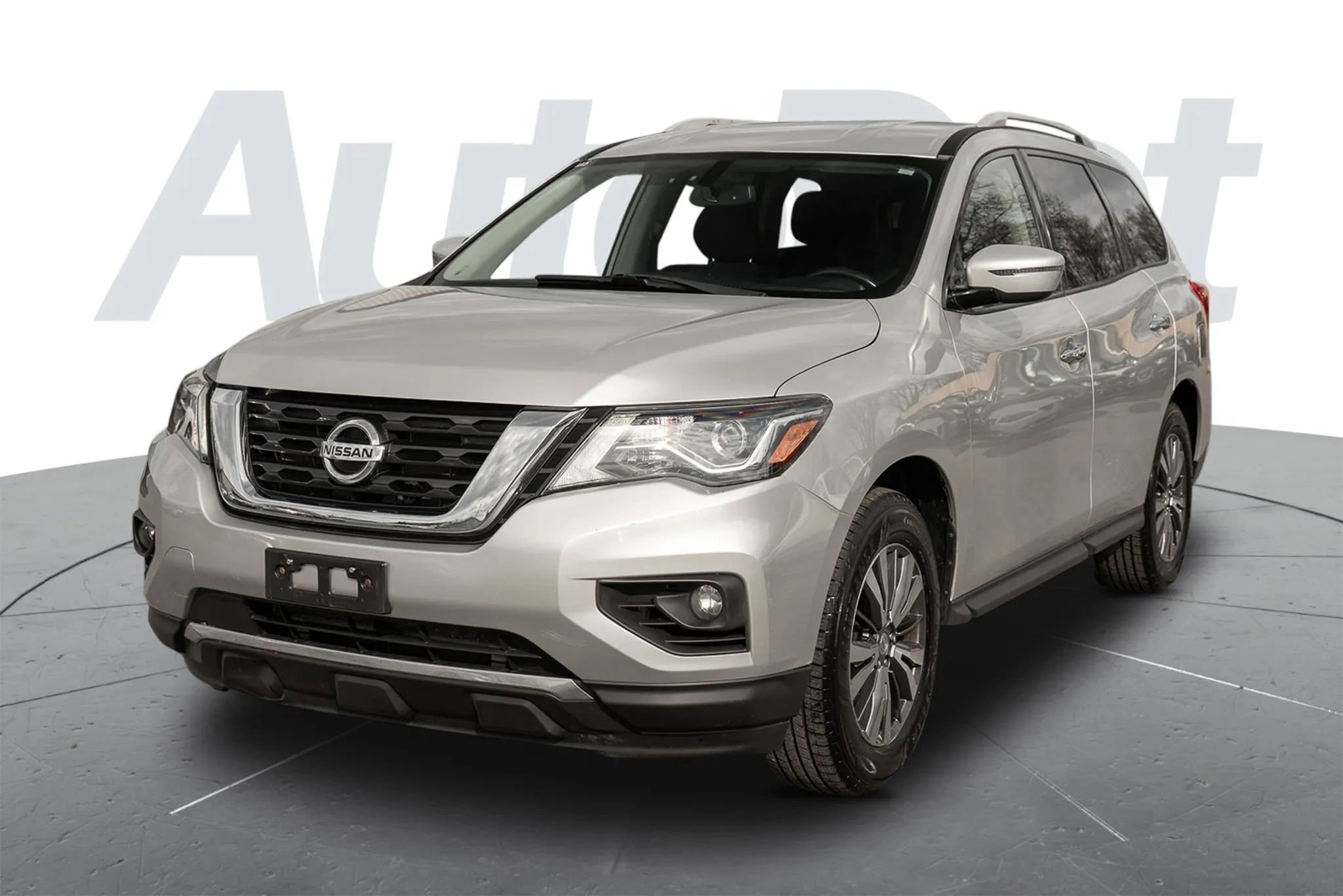 Used 2019 Nissan Pathfinder SV image 5