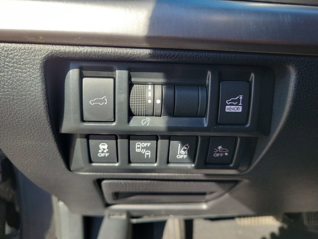 Used 2018 Subaru Outback 2.5i Limited image 29