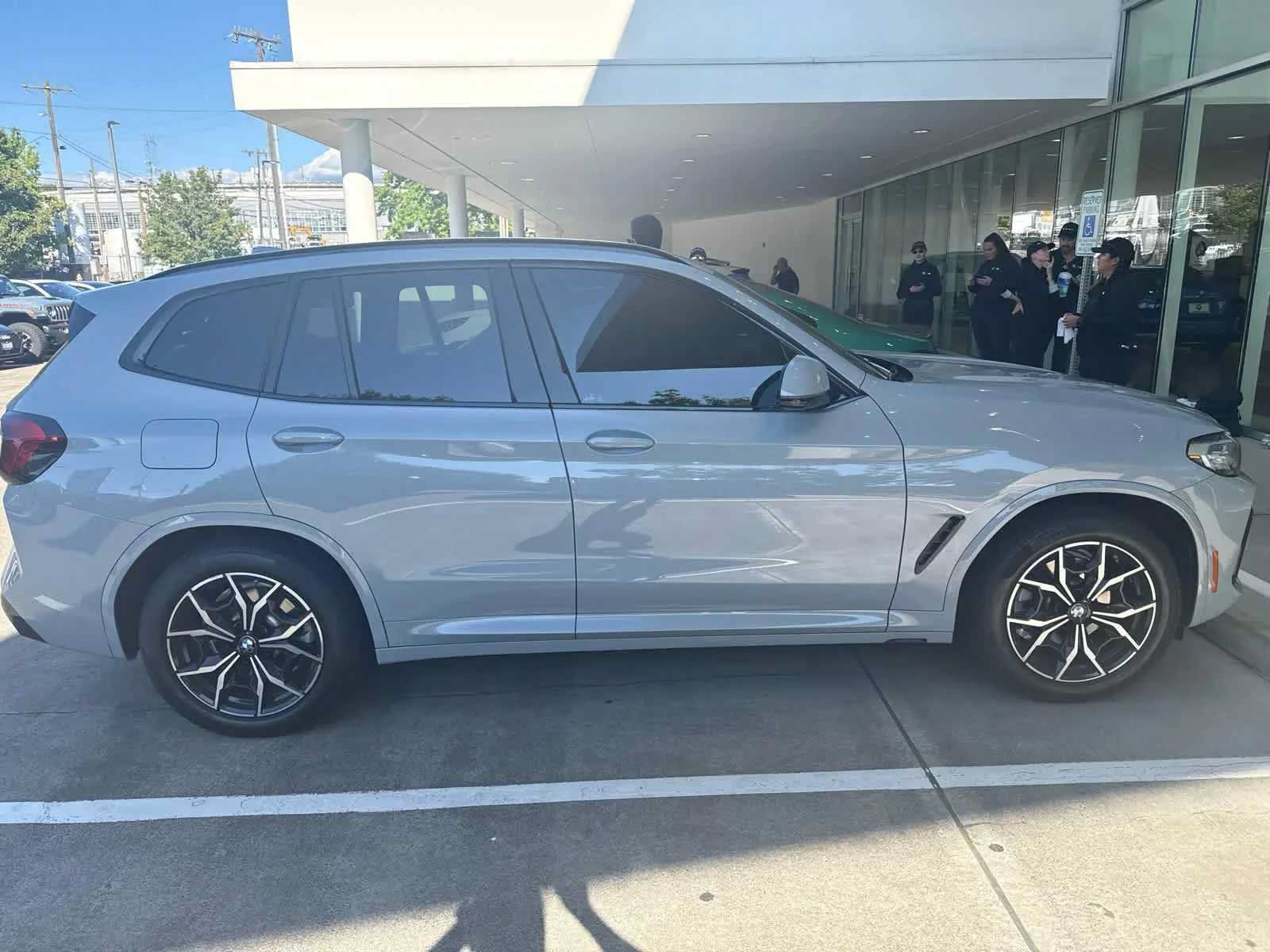 Used 2022 BMW X3 xDrive30i w/ M Sport Package 2 AWD/4WD image 2