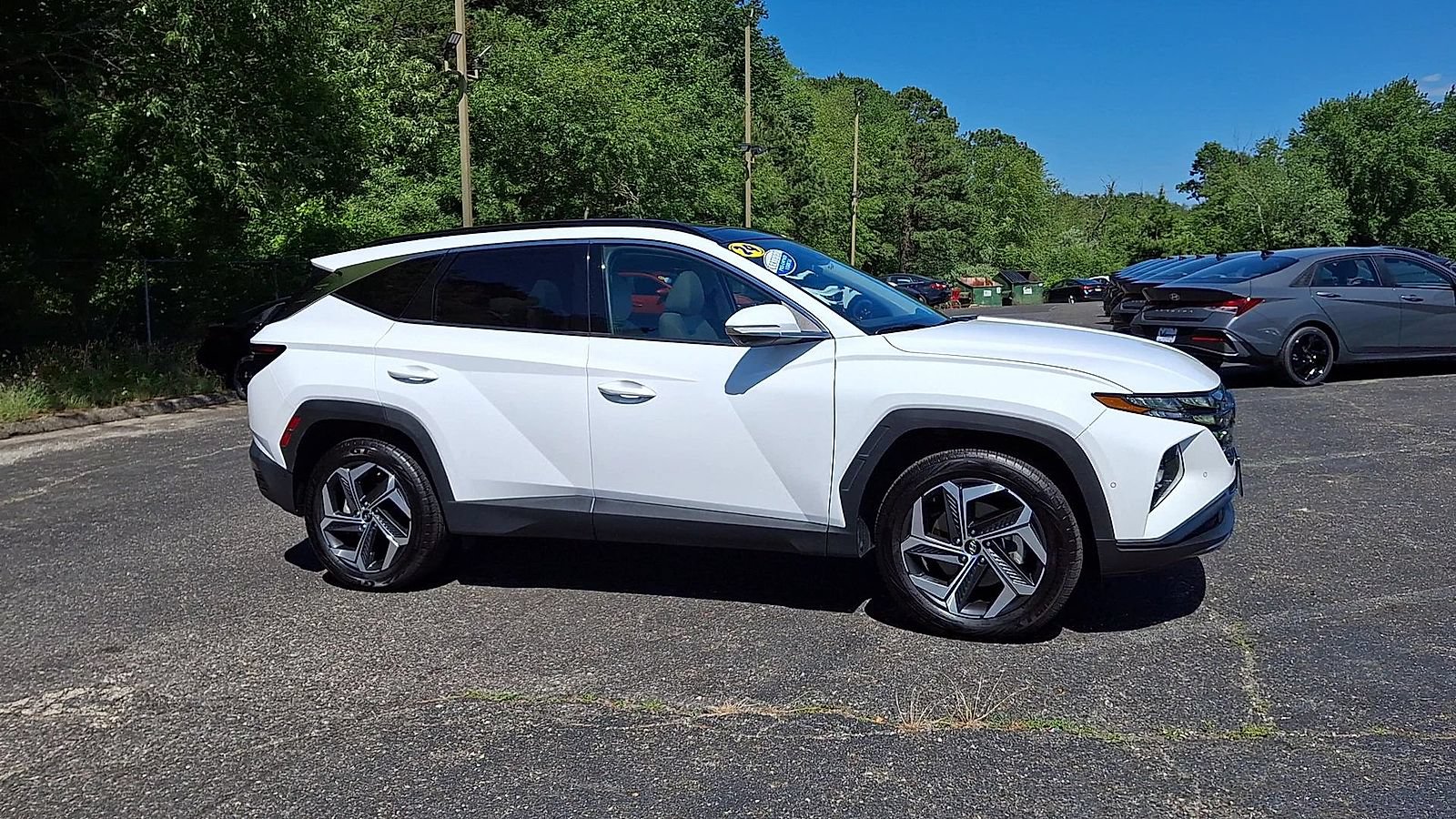 Certified 2024 Hyundai Tucson Limited AWD/4WD image 2