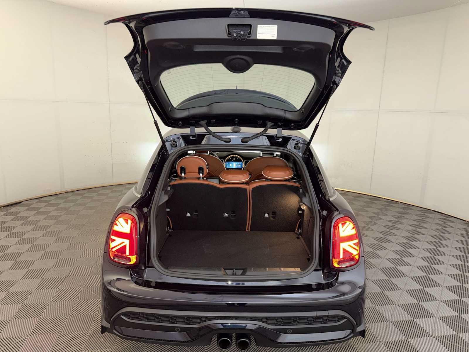 Used 2024 MINI Cooper S FWD image 22