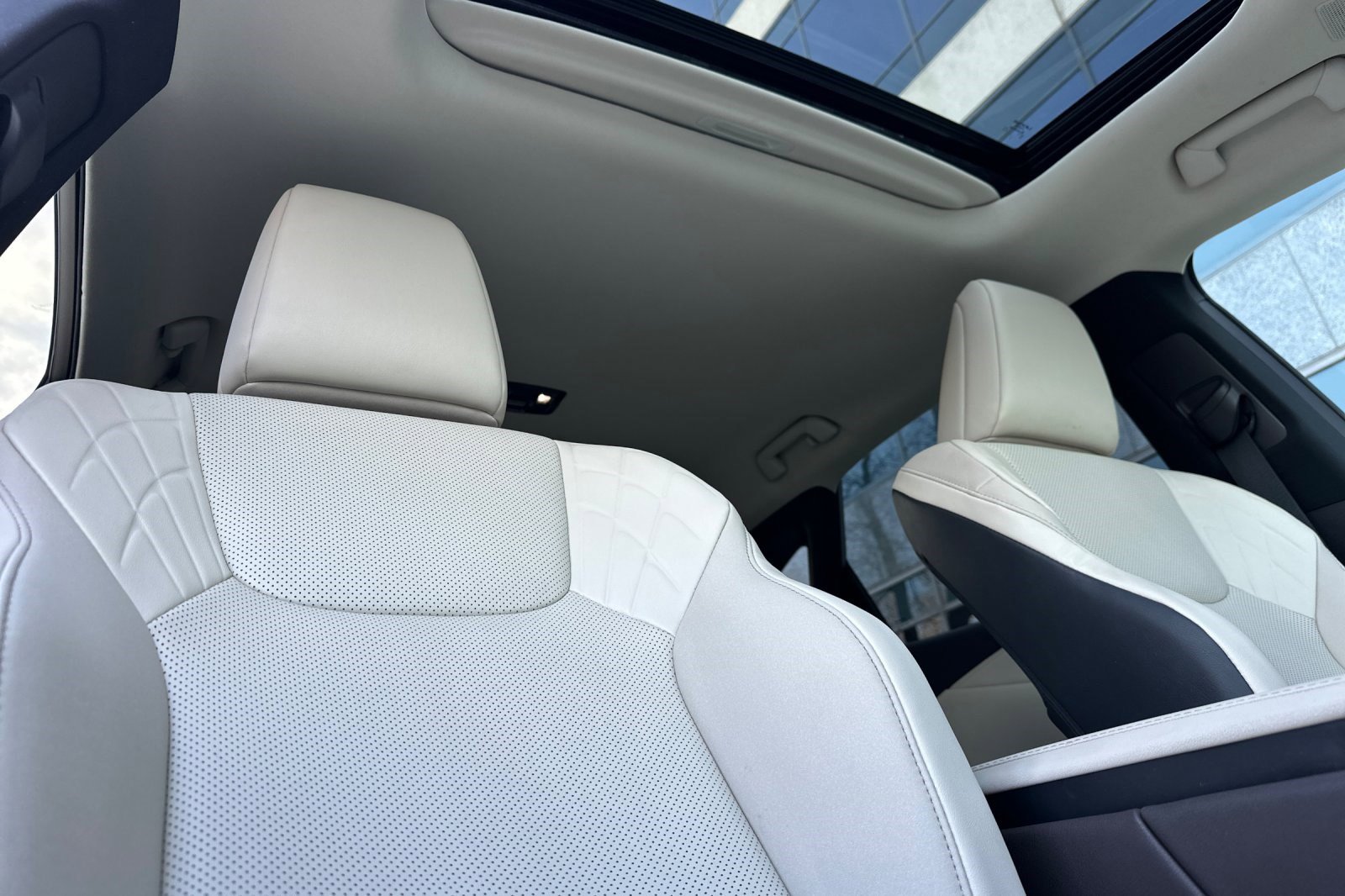 Used 2023 Lexus RX 350 Premium image 21