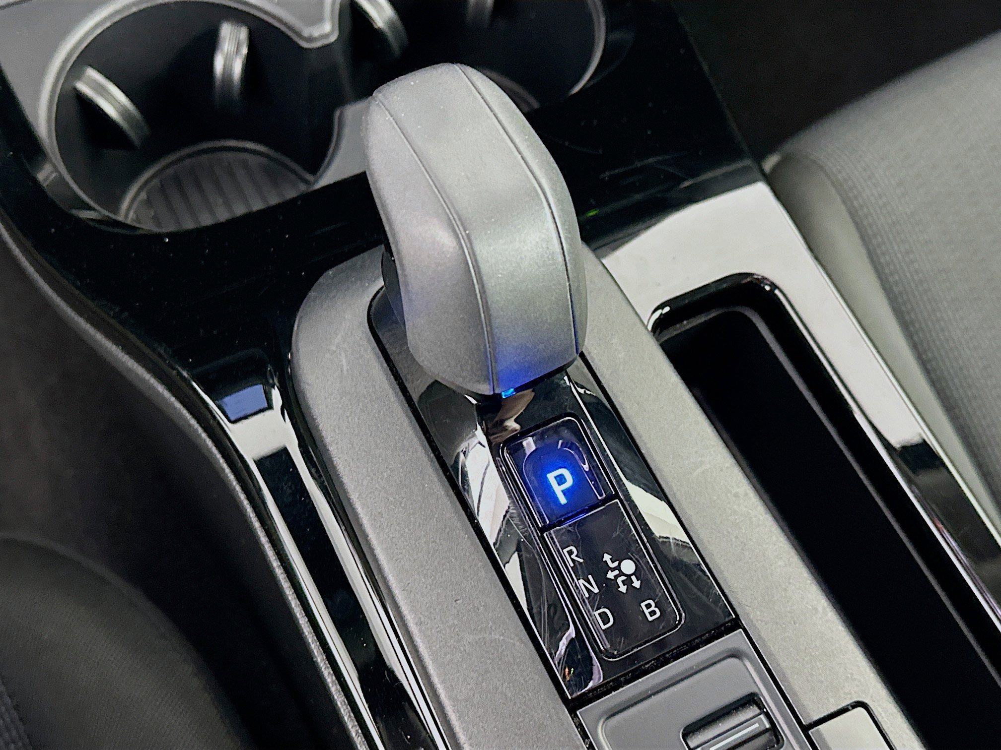 Used 2024 Toyota Prius LE image 24