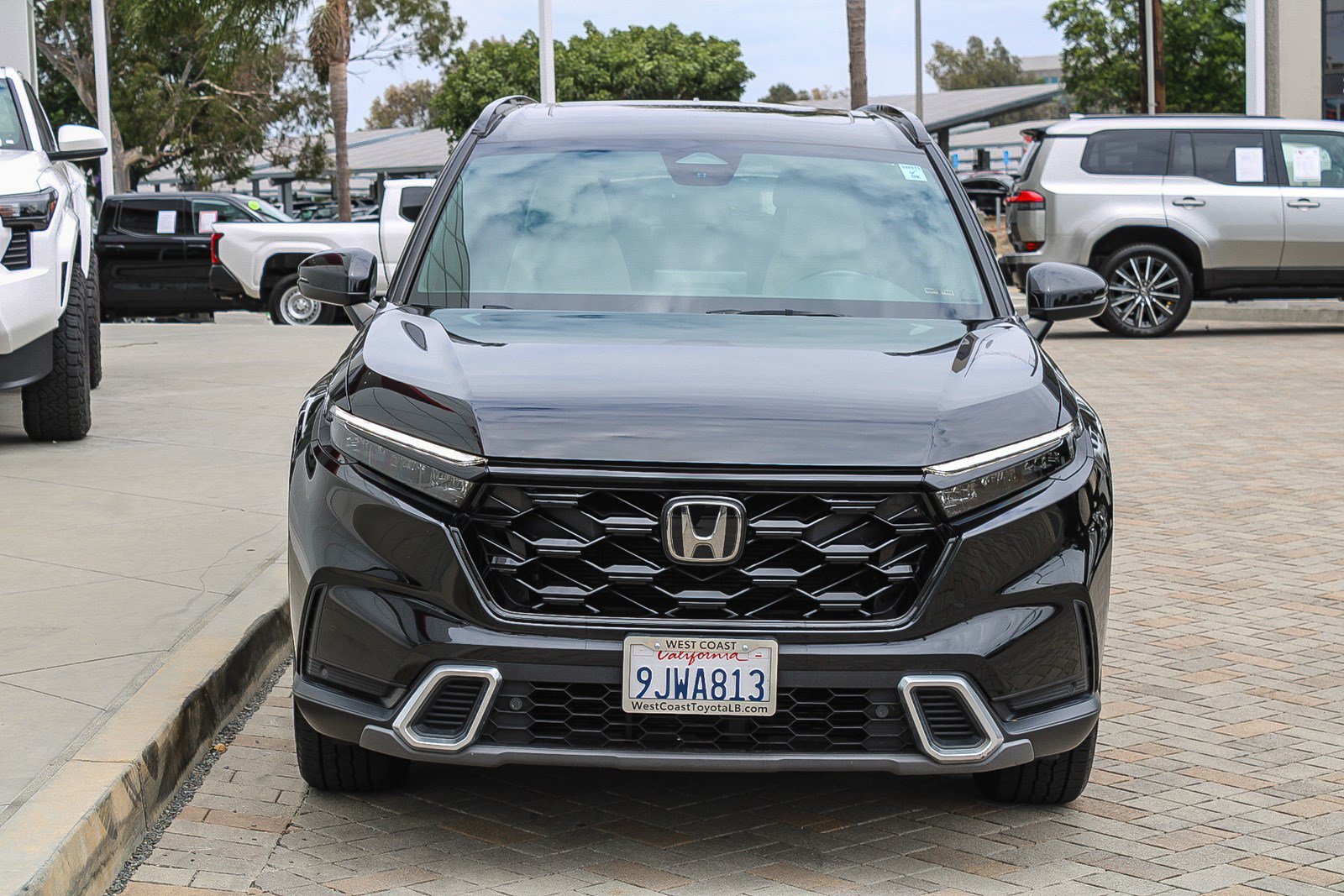 Used 2024 Honda CR-V Sport Touring image 2