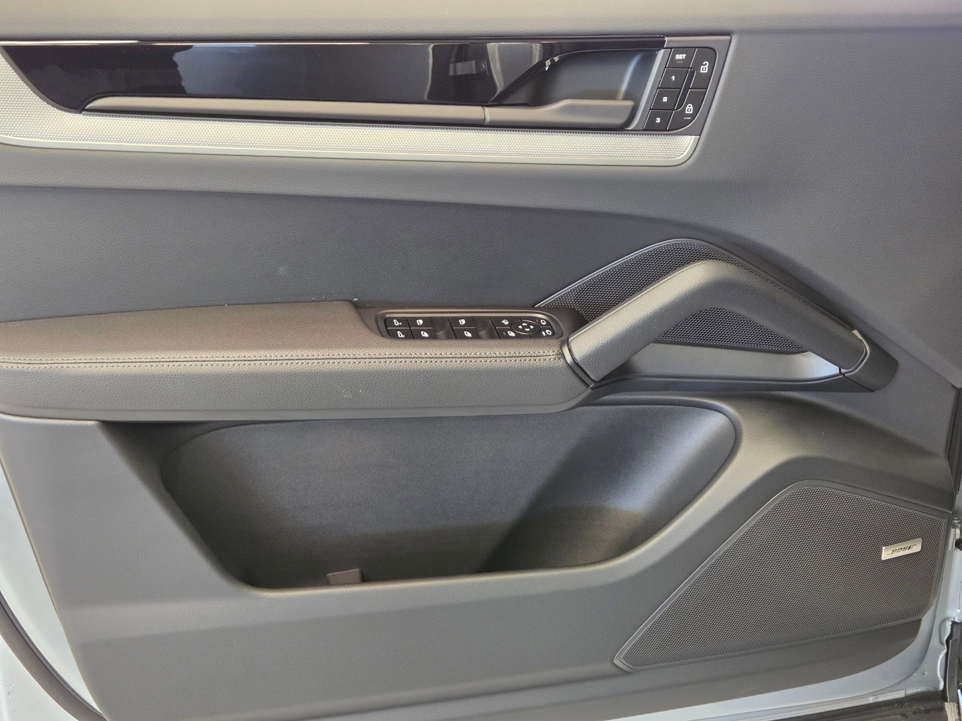 New 2026 Porsche Cayenne S image 14