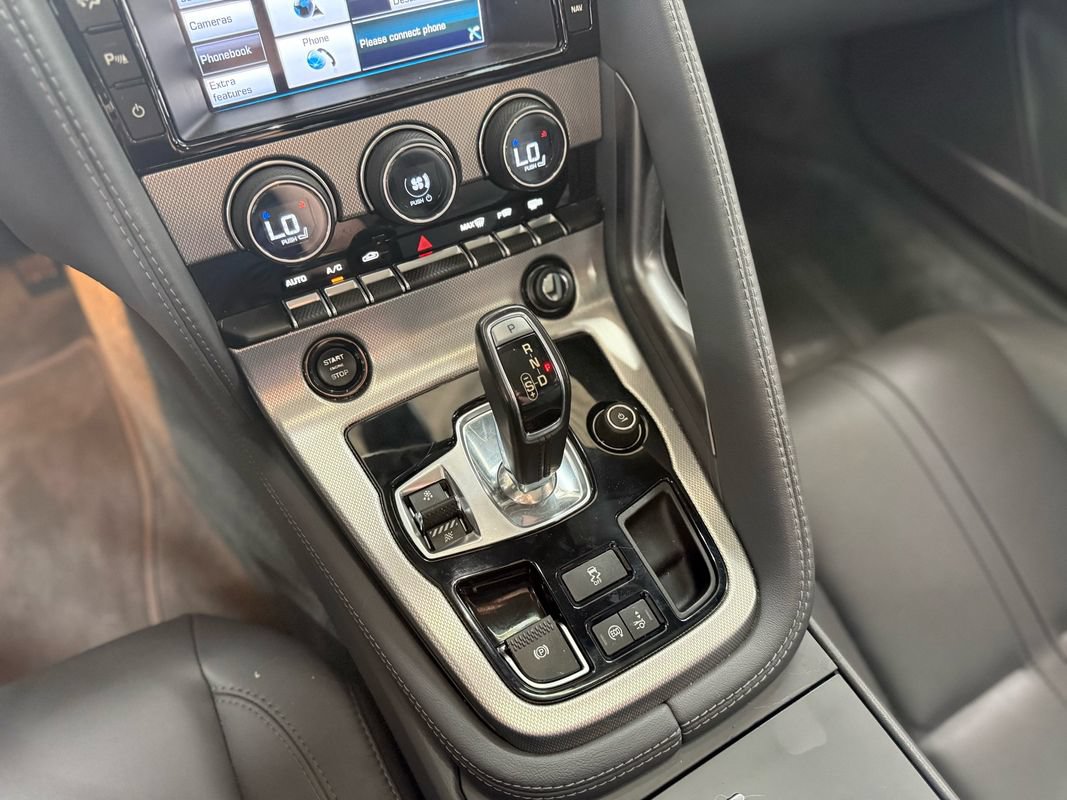 Used 2015 Jaguar F-TYPE Coupe RWD image 16