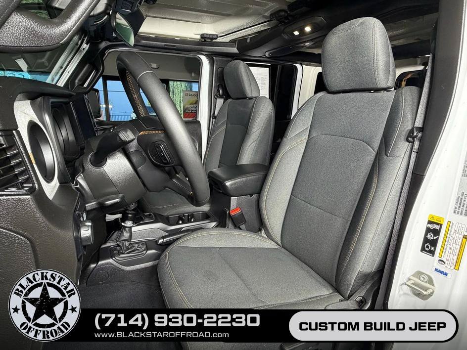 Used 2024 Jeep Wrangler Unlimited AWD/4WD image 13