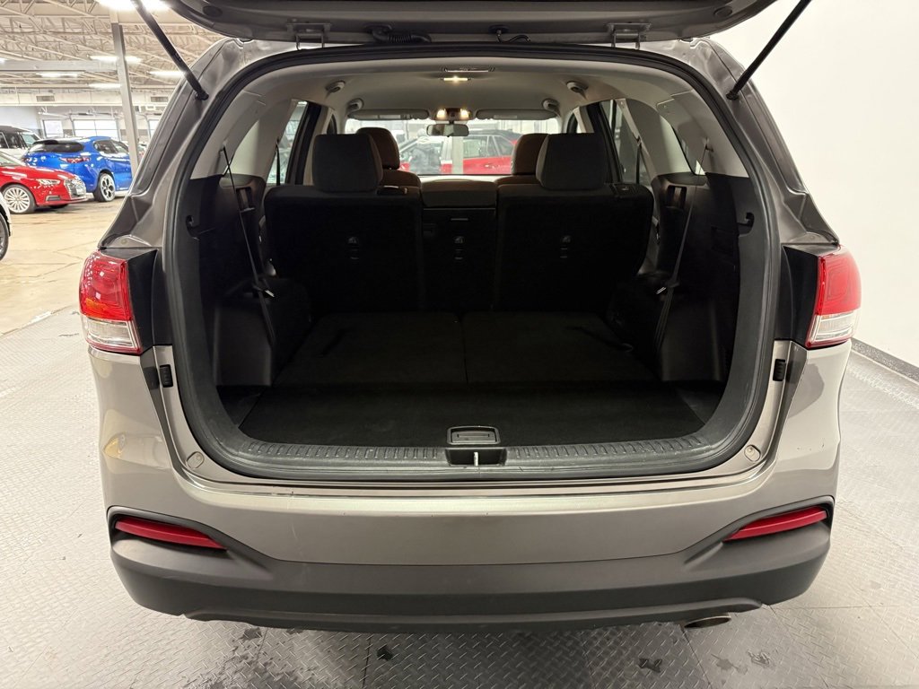 Used 2018 Kia Sorento LX image 20
