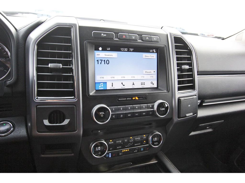 Used 2018 Ford Expedition Platinum image 10