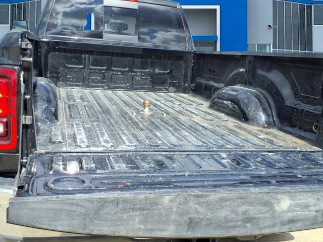 Used 2025 RAM 3500 Tradesman AWD/4WD image 22