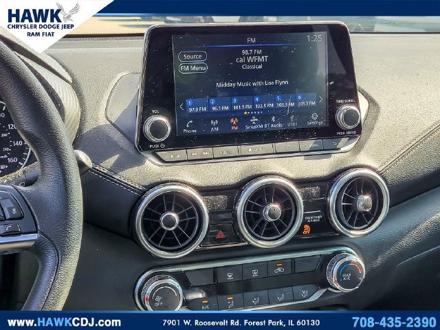 Used 2025 Nissan Sentra SV FWD image 10