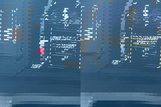 Used 2025 Toyota Tacoma SR5 image 28