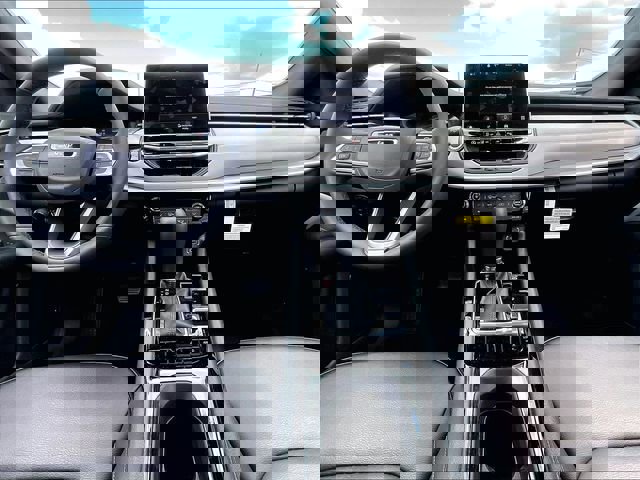 Used 2026 Jeep Compass Limited image 21