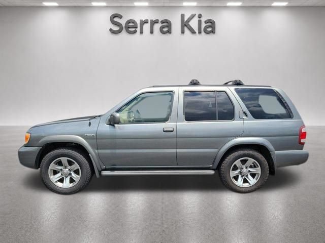 Used 2004 Nissan Pathfinder LE Platinum RWD image 2