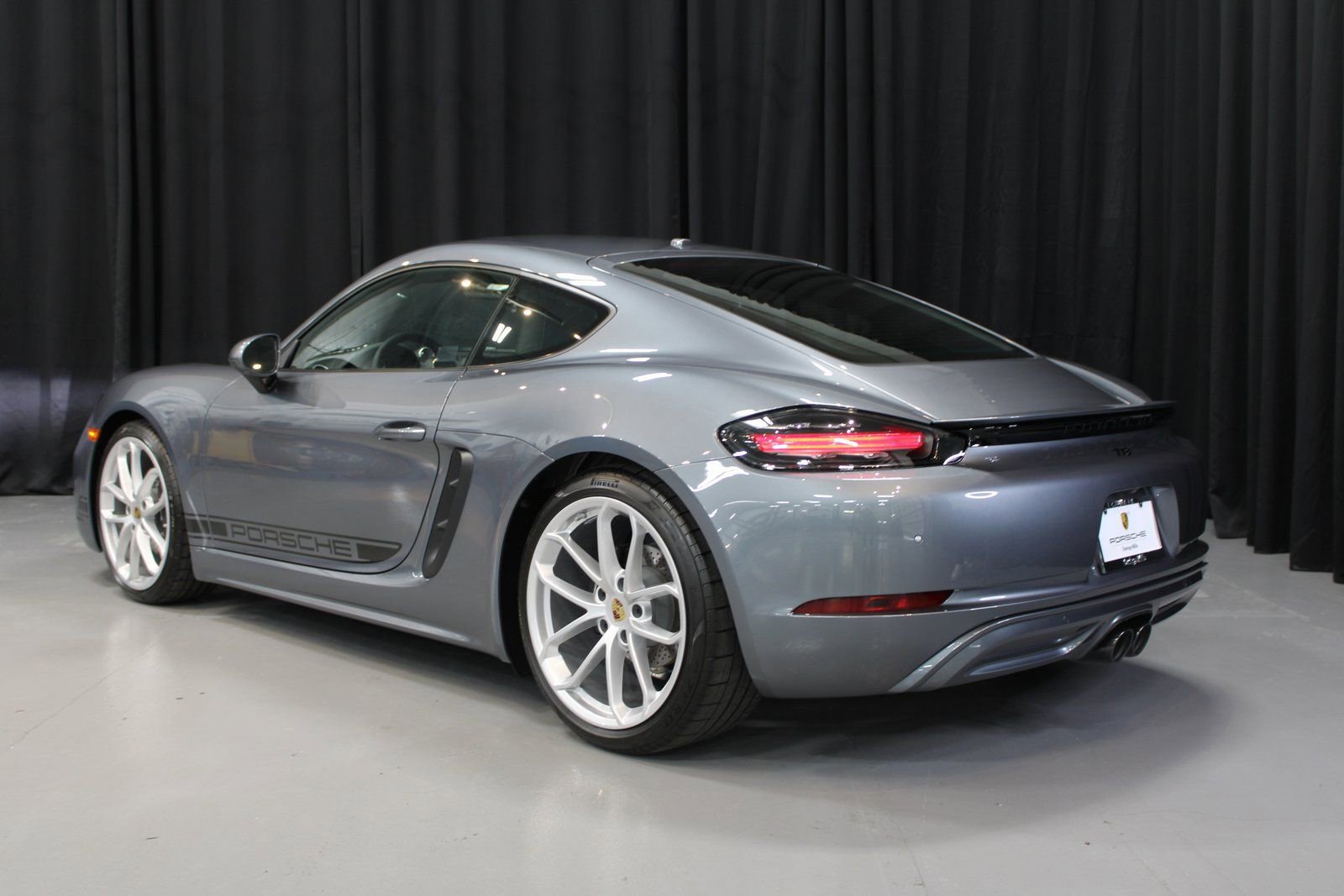 New 2025 Porsche 718 Cayman image 3