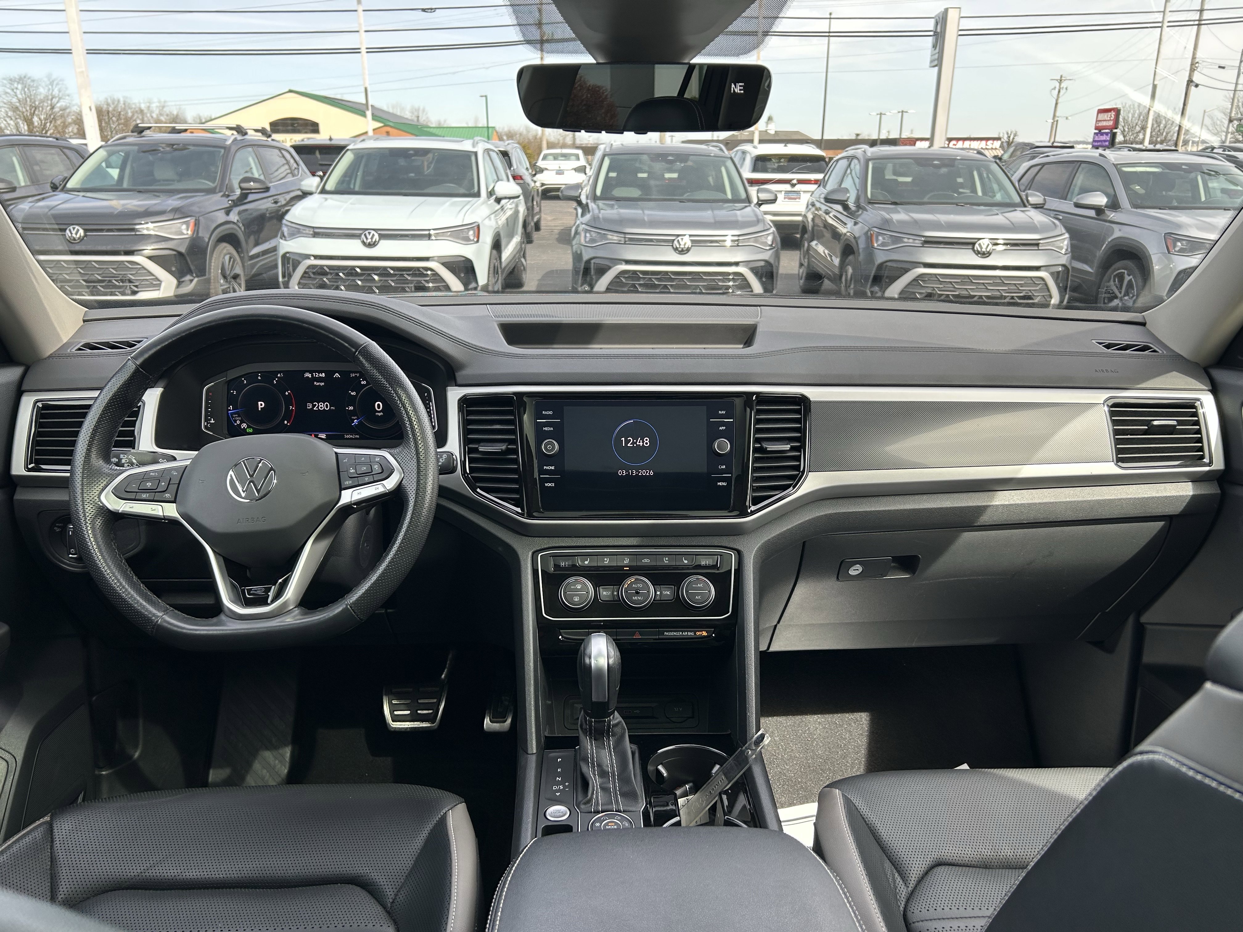 Certified 2022 Volkswagen Atlas SEL Premium image 9