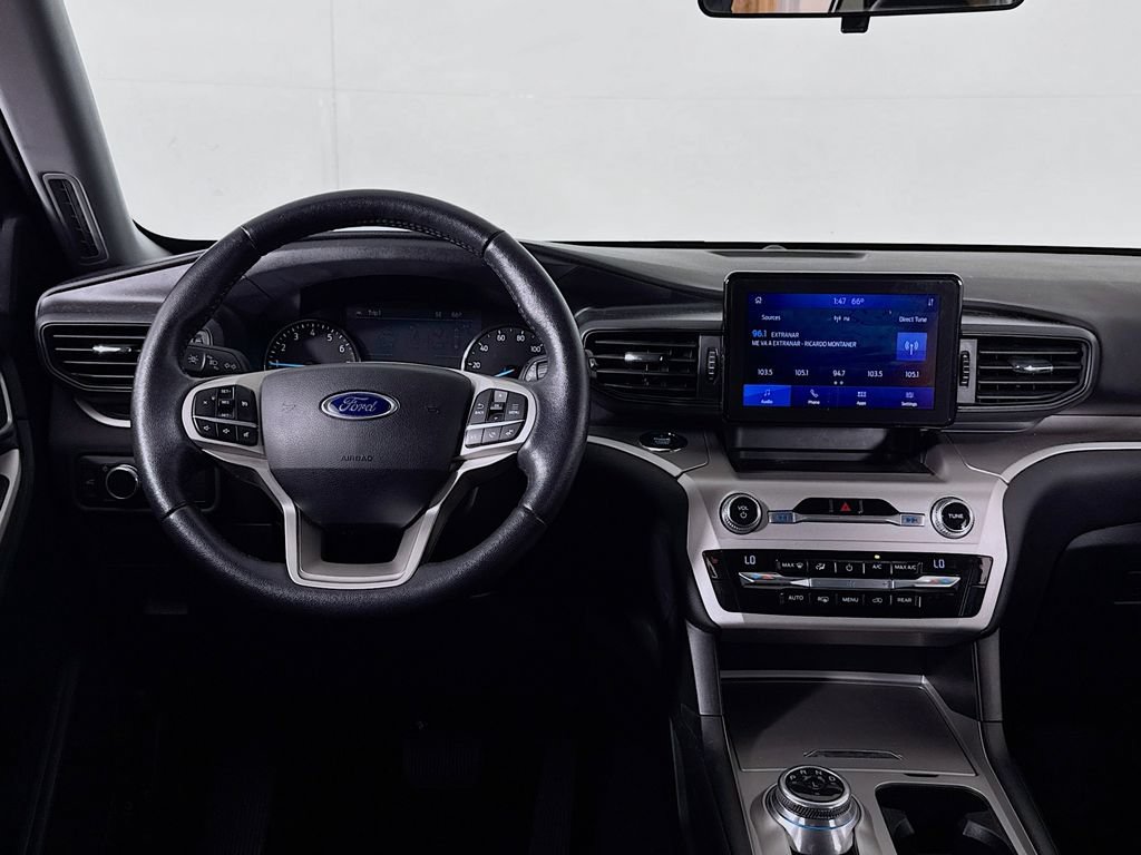 Used 2021 Ford Explorer XLT RWD image 12