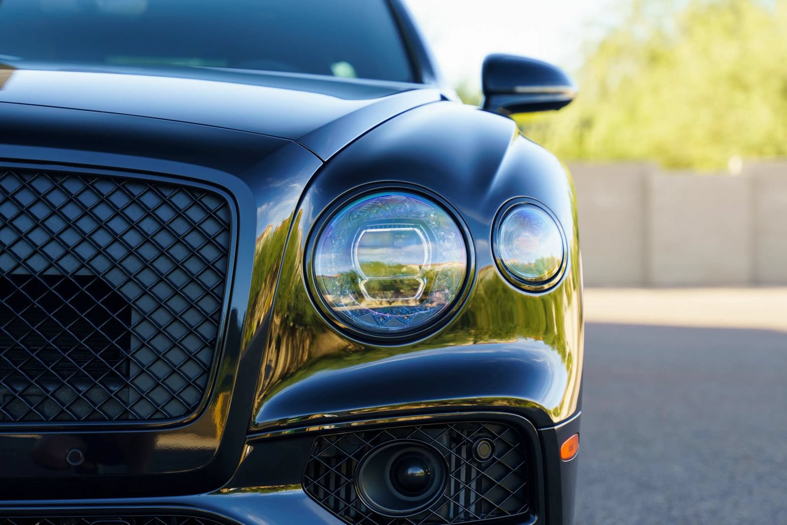 Used 2024 Bentley Flying Spur S W12 AWD/4WD image 32