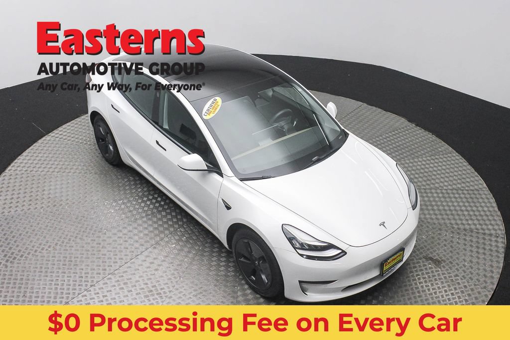 Used 2021 Tesla Model 3 Standard Range Plus RWD image 3