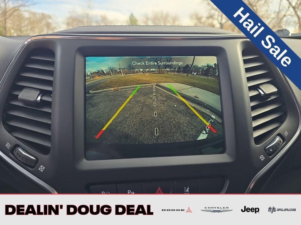 Used 2023 Jeep Cherokee Altitude Lux image 21