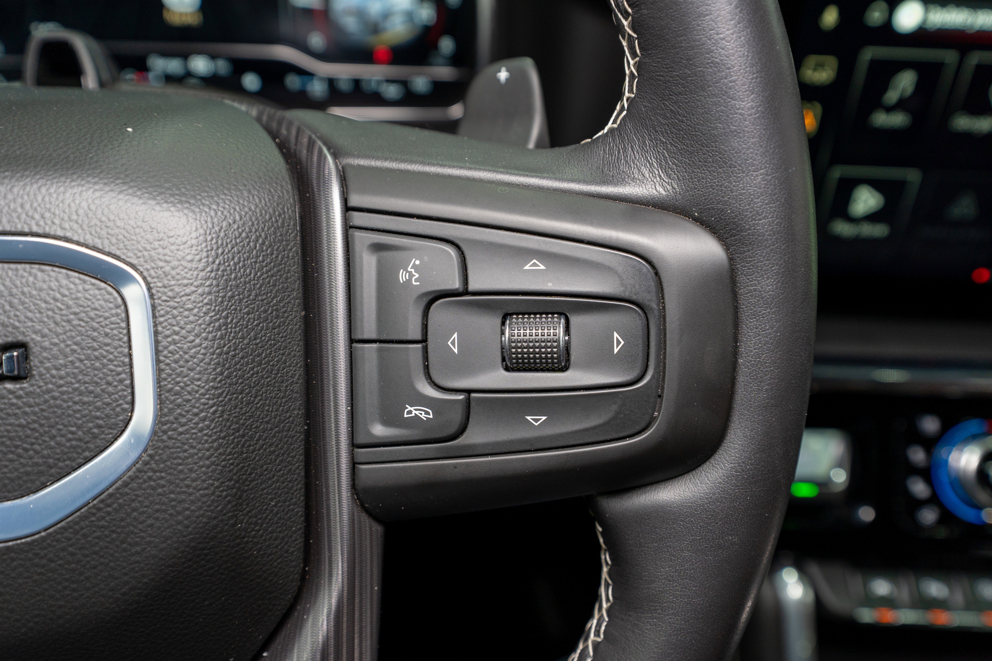 Used 2025 GMC Sierra 1500 Denali Ultimate image 32