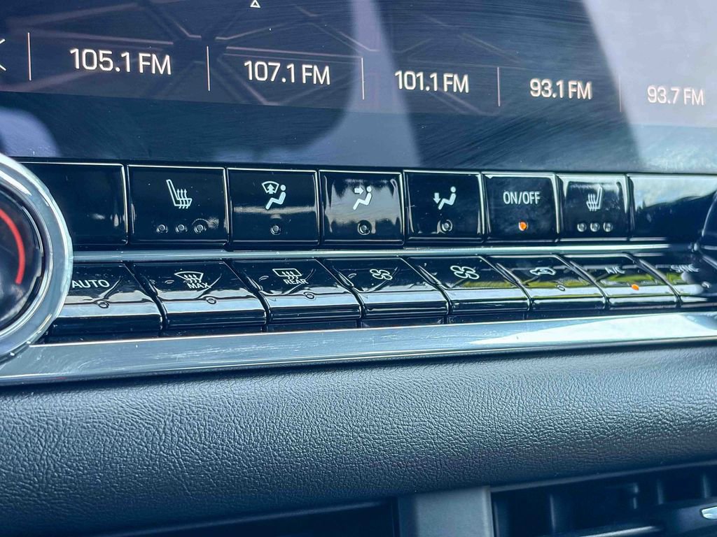 Used 2024 GMC Canyon Elevation w/ Elevation Premium Package image 28