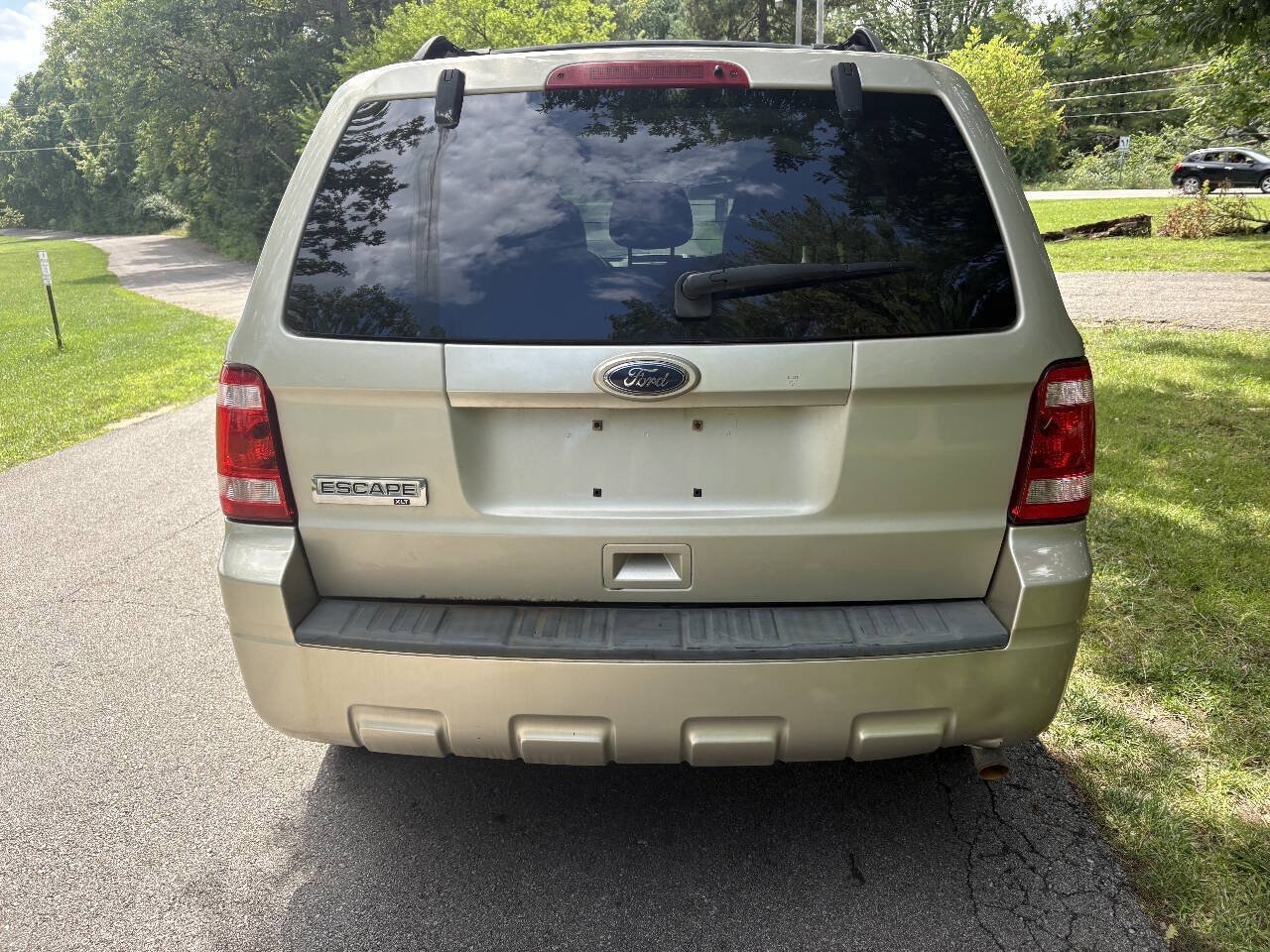 Used 2010 Ford Escape XLT FWD image 8