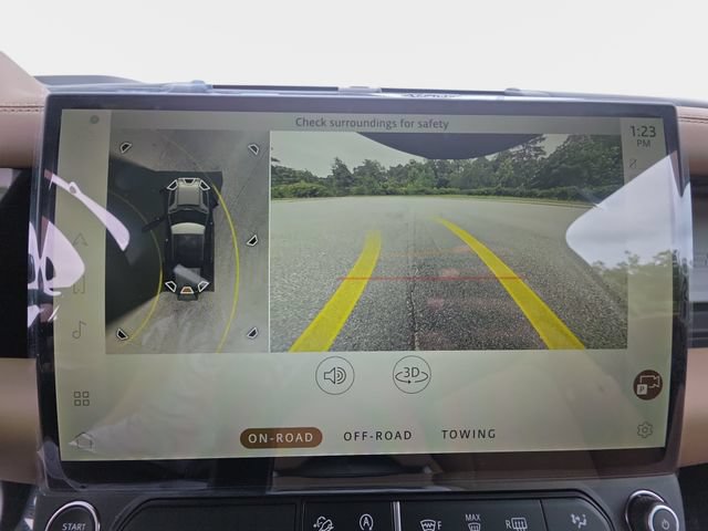 New 2026 Land Rover Defender 110 X-Dynamic SE AWD/4WD image 23