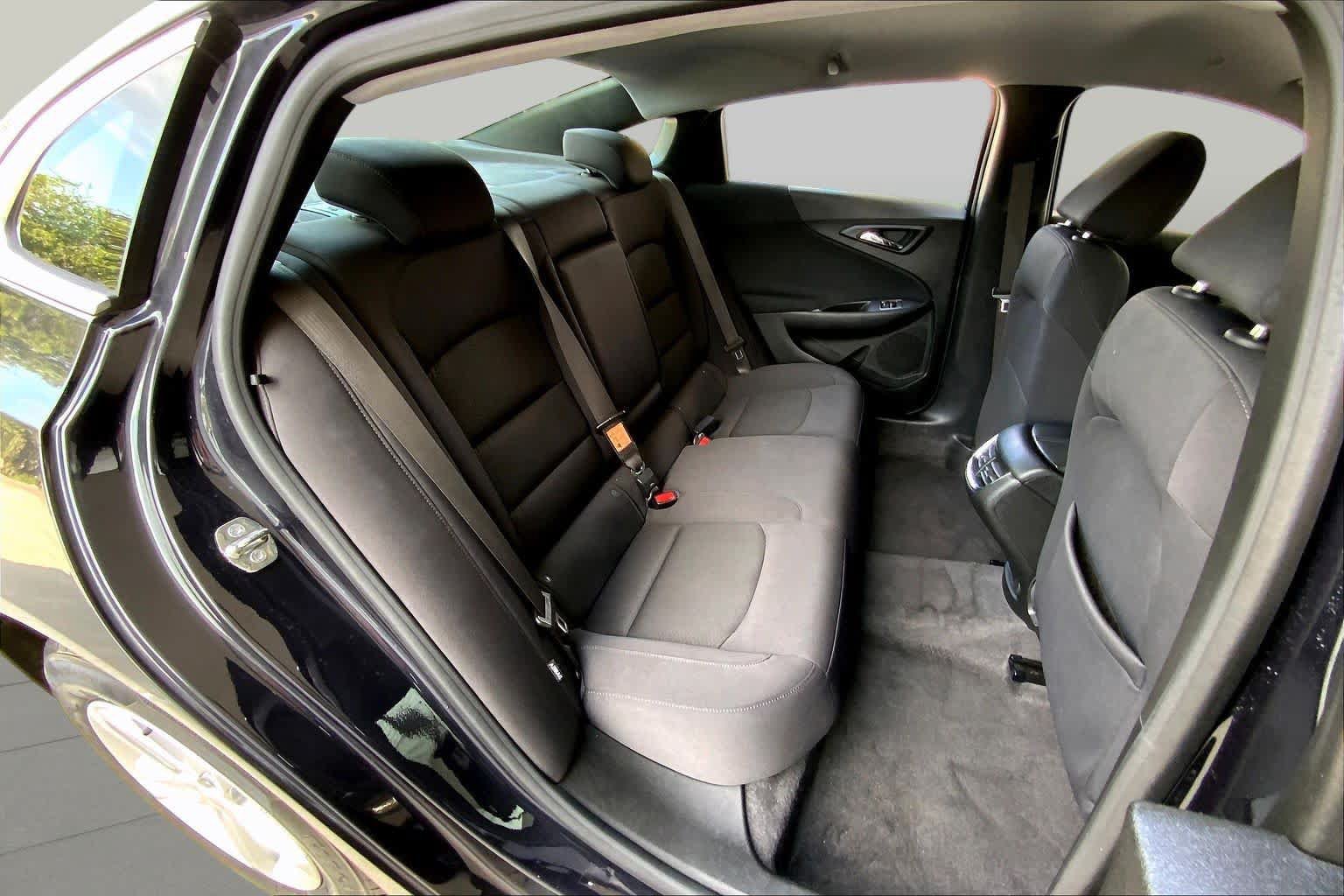 Used 2023 Chevrolet Malibu LT FWD image 20