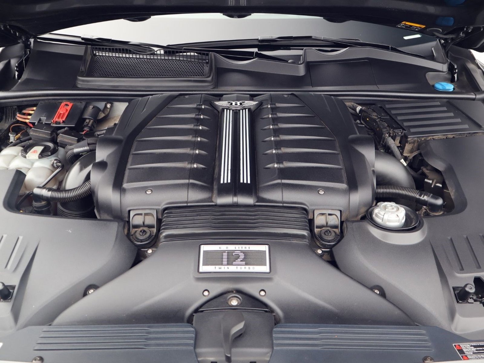 Certified 2018 Bentley Bentayga AWD/4WD image 21