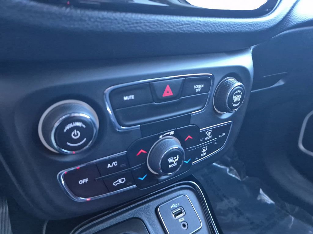 Used 2019 Jeep Compass Altitude image 23